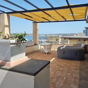  Bed & Breakfast Sul Molo Tra Siracusa E Catania Italia